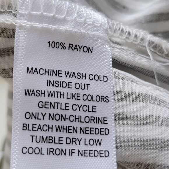 Alex & Jordan Green Striped Long Sleeve Button Up Blouse Large - Picture 9 of 9